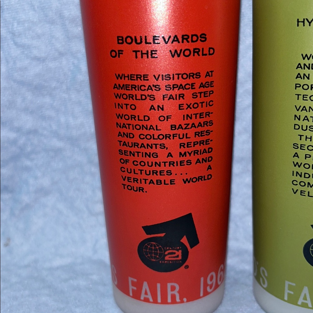 1962 Seattle World's Fair Frosted Glass Set of 3 Tumblers Red Green Yellow - Picture 7 of 15